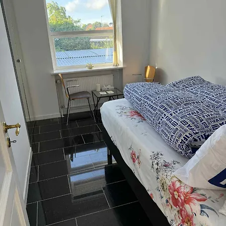 Appartement Naer Storcenter Og Slotssobad *
